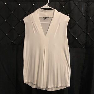 Cable & Gauge White Sleeveless Blouse